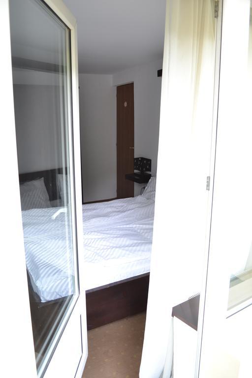 Chic City Rooms Segesvár Szoba fotó